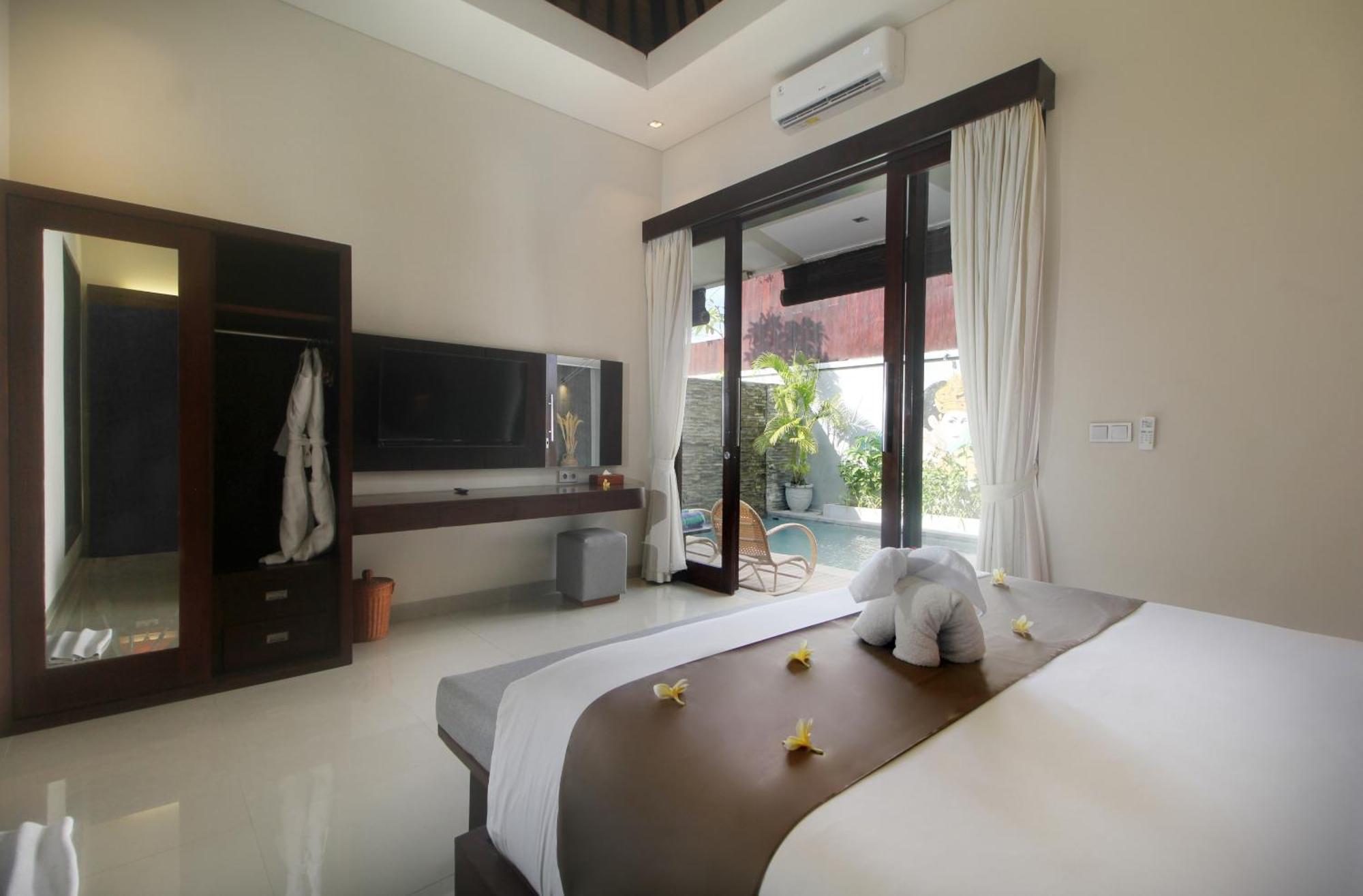 Sudha Bali Baik-baik Villa Seminyak