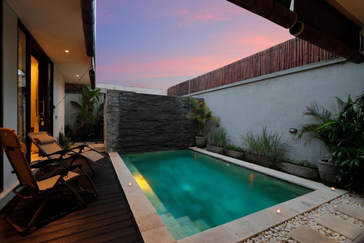Villa Sudha Bali Baik-baik Seminyak